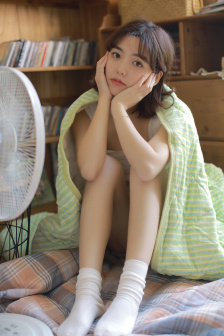 大叔与美女免费观看电视剧